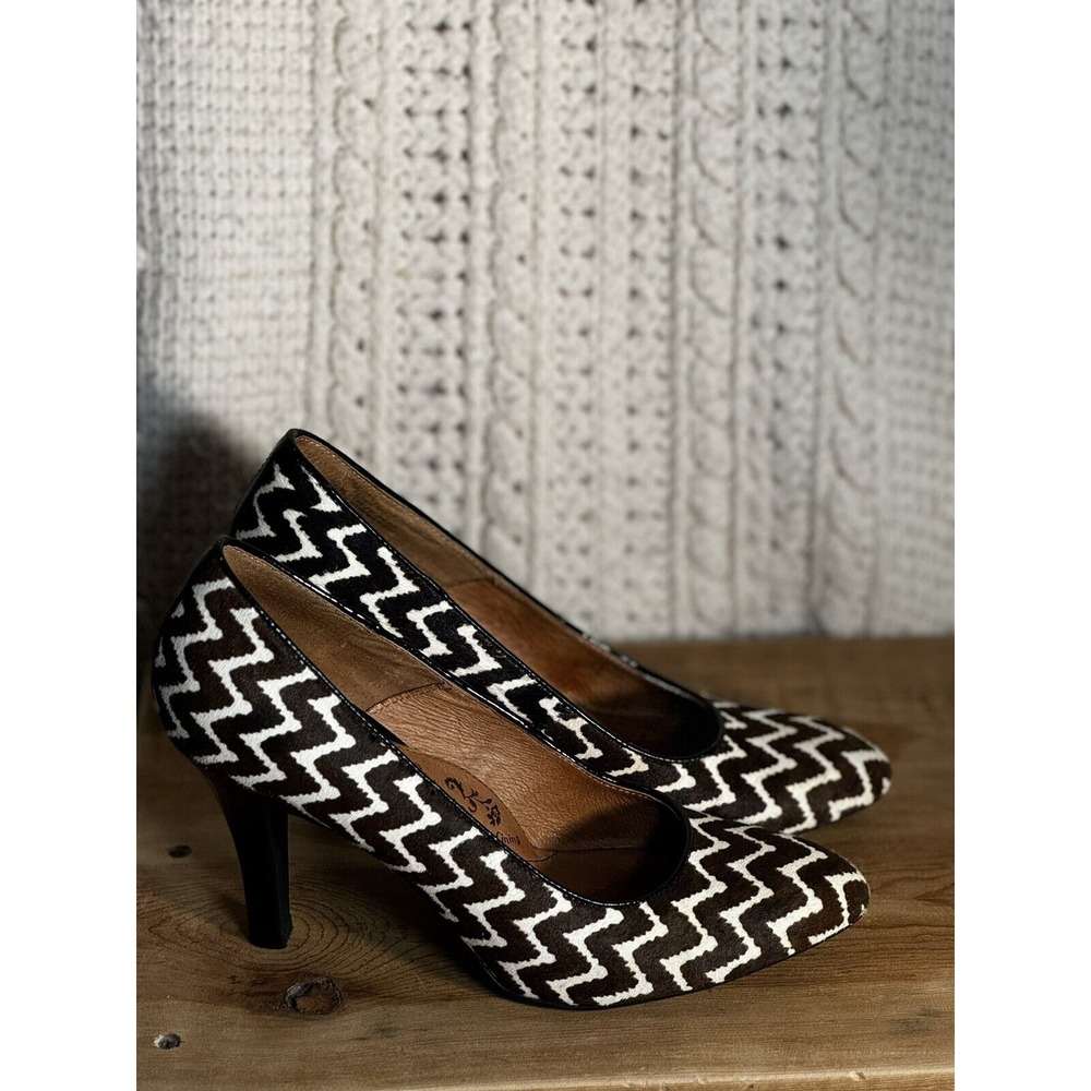 Sofft 'Moselle' Women's Heels Chevron Calf Hair Brown Beige Women's Size 9 - Picture 2 of 7